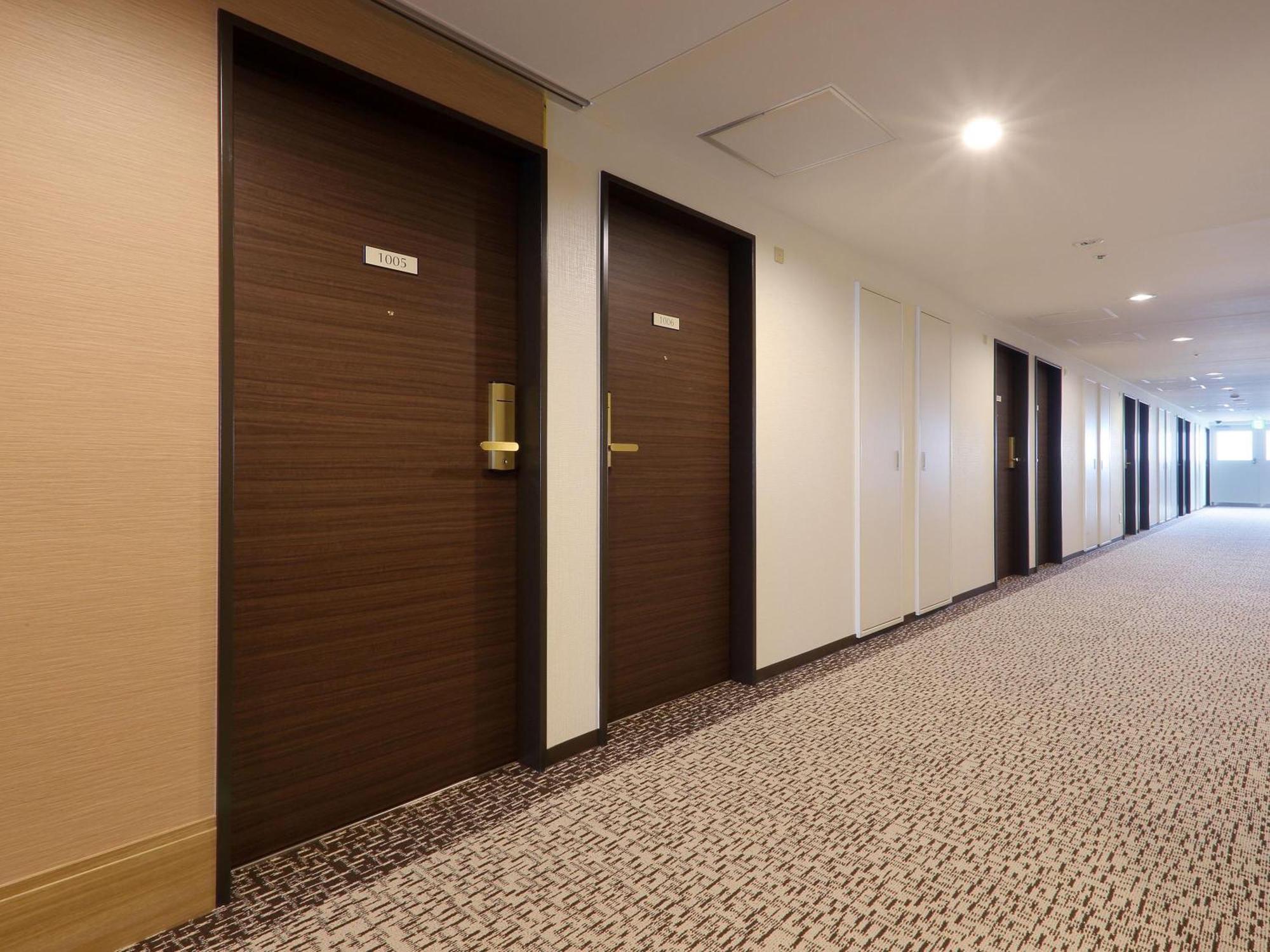 Keio Presso Inn Kanda Токио Экстерьер фото